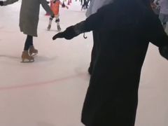-成都冰纷万象滑冰场