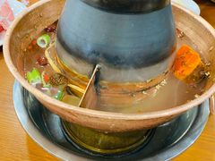 -楼外楼大刀肉传统火锅居(博学路店)