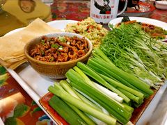 -闯关东东北农家菜(崂山石老人店)