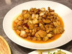 -闫府私房菜(恒隆店)