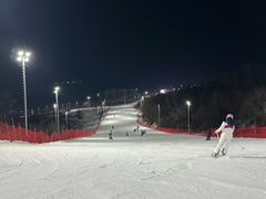 -鳌山滑雪度假区