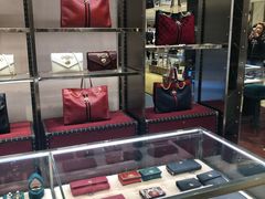 店内环境-文艺复兴百货(米兰大教堂广场店)