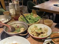 -吃饭皇帝大土家民族菜(正大广场店)