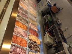 自助取餐区-食乐佳麻辣香锅(森林摩尔商业街区店)