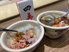 -成都你六姐·牛肉冒菜(城市集市合生汇店)