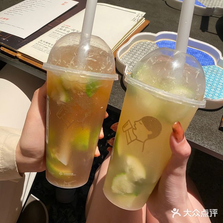 北京探店｜看京剧吃火锅·新京熹