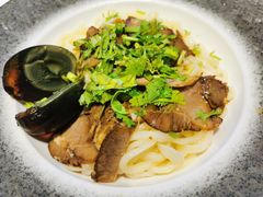 招牌烧椒牛肉拌面-面乙新派手擀面(大悦城店)