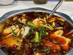 招牌特色冷锅鱼一斤-乡土特色.冷锅鱼.牦牛肉汤锅