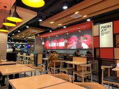 大堂-每味每客·重庆麻辣烫(国泰店)