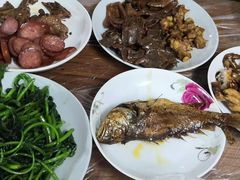-蓝精灵饺子店