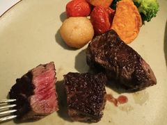 -罗宾斯牛排馆(重庆丽晶酒店)