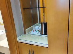 -维也纳酒店(深圳横岗塘坑地铁站店)
