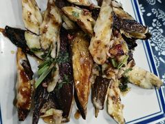 -八两八金·莱芜特色炒鸡(市南漳浦路店)