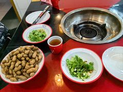 -烧哥美蛙肥肠鱼火锅·十五年社区店