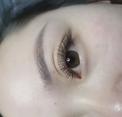 -七月美睫 美甲