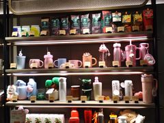 -星巴克臻选(上海今潮8弄店)