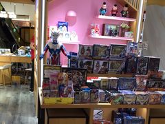 -新田360广场(上海华侨城店)