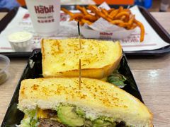 -The Habit Burger Grill 哈比特汉堡(爱琴海店)