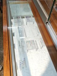 -冰岛刺青·手工耳饰品售卖·专业纹身