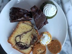 -龙之梦万丽酒店青餐厅