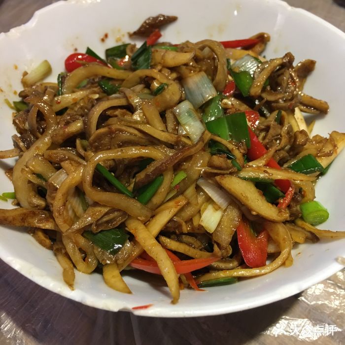 酸萝卜炒肚丝