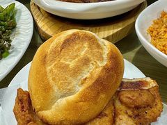 -滋味满屋美食坊(上海街店)