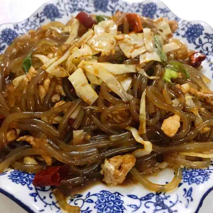 高姐餐厅-"老婆的母校是纺大,陪老婆回了次母校看看,.