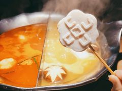 -湊湊火锅·茶憩(杭州湖滨银泰in77店)