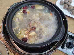 -濠轩阁特色生蚝火锅(水湾路店)