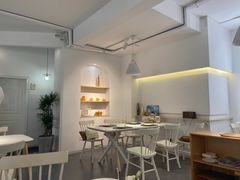 -露露家咖啡店