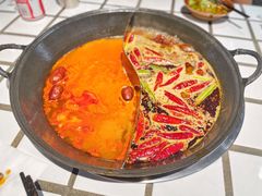番茄鸳鸯锅-贰回巷火锅馆(钟楼店)