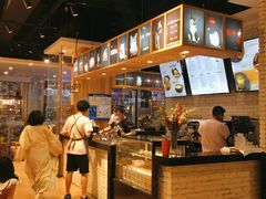 -藏猫猫咖啡主题馆(中央大道店)