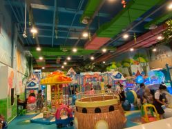 -哆啦爱梦儿童乐园(住邦城市广场店)