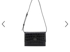 -BALENCIAGA(恒隆广场店)