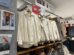 -优衣库(北京万柳华联购物中心店)