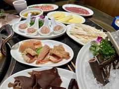 -周师兄大刀腰片火锅(洪崖洞旗舰店)