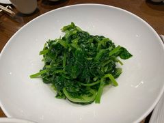 清炒豆苗-上海小南国(正大店)