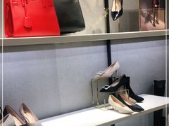 -BeLLE 百丽(上海月星环球港店)