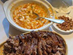 -八府香鸭·啫啫煲(华山路店)