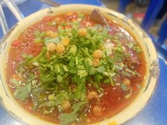 鸭血粉丝-马路边边串串香形象店(磐石路店)