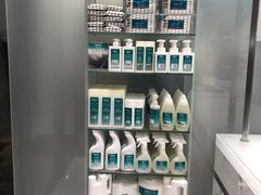 -福奈特洗衣·洗鞋·奢侈品护理(东建路店)