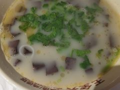 -王全兴鸡血汤鸡汤饭(交通路店)