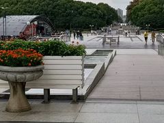-上海世纪汇广场