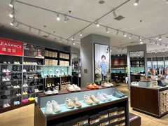 -百年港湾奥特莱斯(香炉礁店)