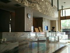 -西安大雁塔科技大学地铁站亚朵酒店