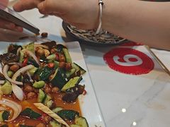 -哈尔滨烧烤·山河村铁锅炖(交大店)