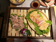 -尚尚仙·酸汤猪手·猪肚鸡火锅(华联万柳购物中心店)