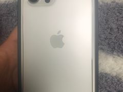 -Apple零售店(华贸购物中心店)