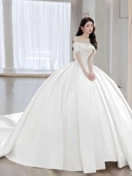 -Renee芮亦婚纱(原丽莎)