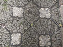 -汇龙潭